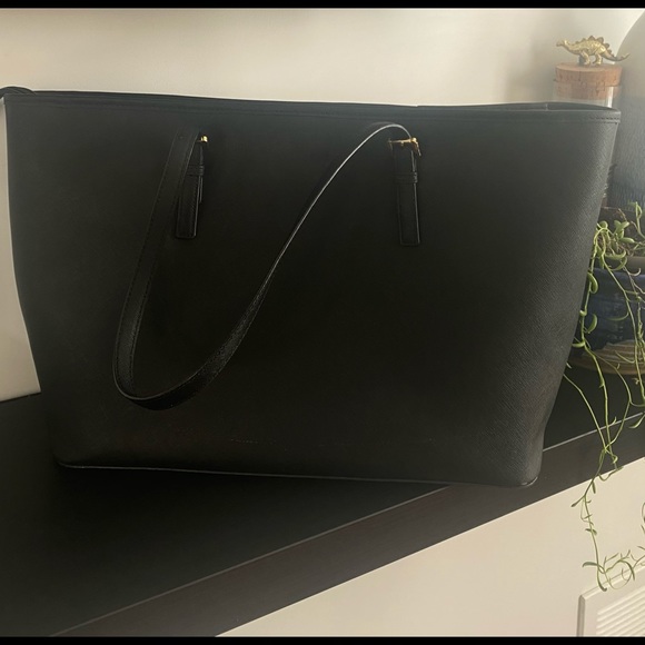 Michael Kors Black Leather Bag - Picture 2 of 4
